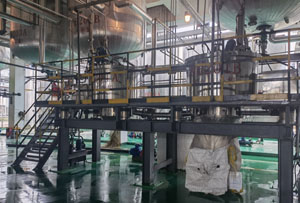 全自動(dòng)刮刀離心機(jī)的用途有哪些？帶你一起了解一下。